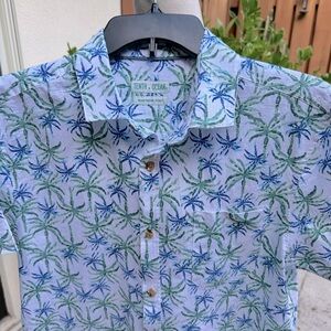 TENTH + OCEAN. Tropical, Linen & Cotton, Button Down Shirt. Size Medium.